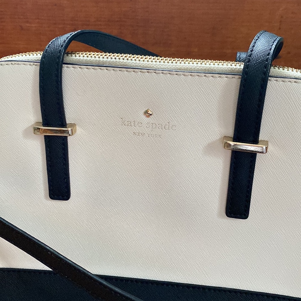 Kate Spade crossbody satchel *New photos added*